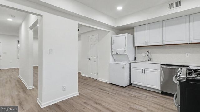 1028 KENYON ST NW, Washington, DC 20010