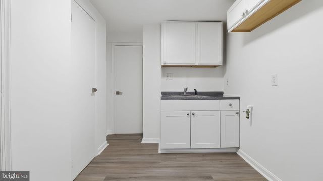 1028 KENYON ST NW, Washington, DC 20010