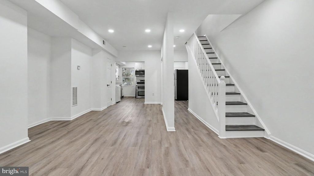 1028 KENYON ST NW, Washington, DC 20010