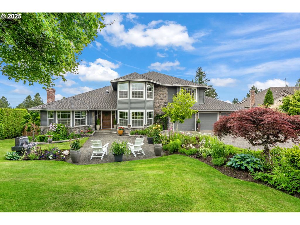 2022 CONESTOGA Ln, West Linn, OR 97068