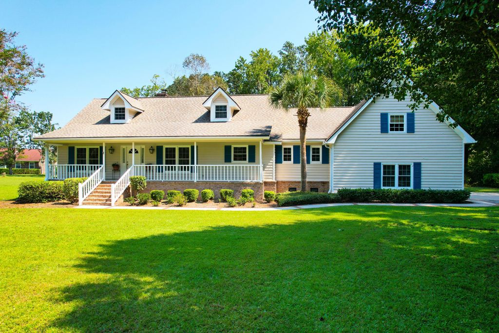 935 River Road, Johns Island, SC 29455