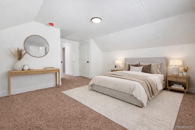 24220 Cloverlawn Street, Oak Park, MI 48237