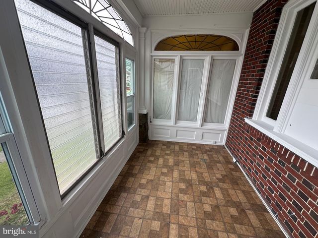 5426 N FRONT STREET, Philadelphia, PA 19120