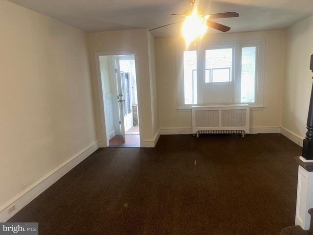 5426 N FRONT STREET, Philadelphia, PA 19120