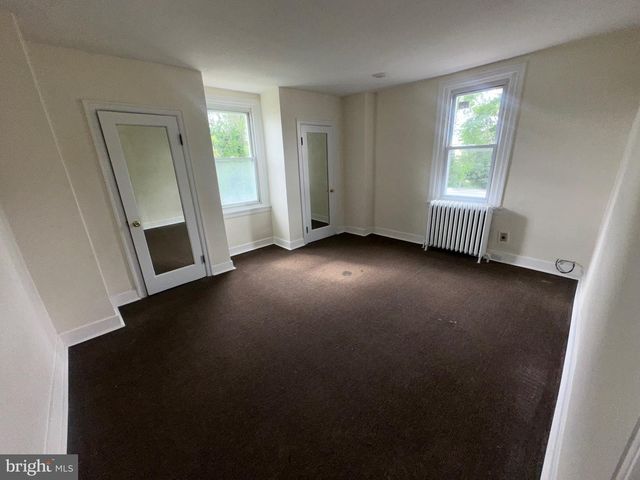 5426 N FRONT STREET, Philadelphia, PA 19120