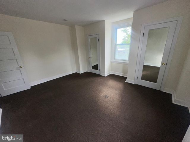 5426 N FRONT STREET, Philadelphia, PA 19120
