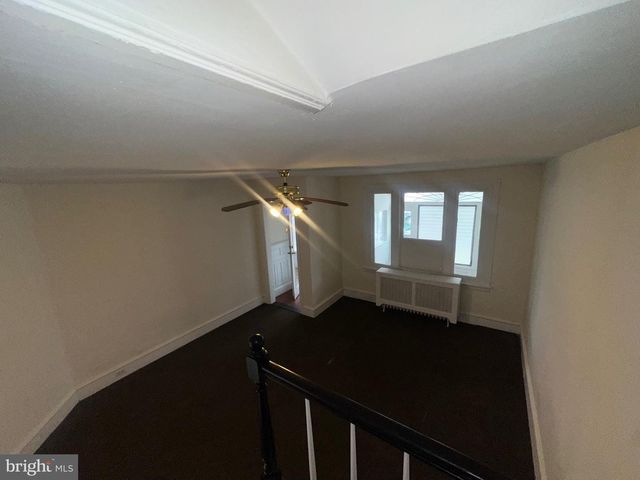 5426 N FRONT STREET, Philadelphia, PA 19120