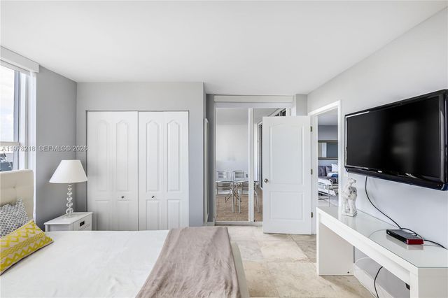 1800 Sunset Harbour Dr 715, Miami Beach, FL 33139