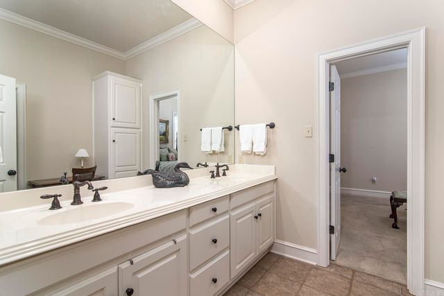 61 QUERCUS CIRCLE, Little Rock, AR 72223