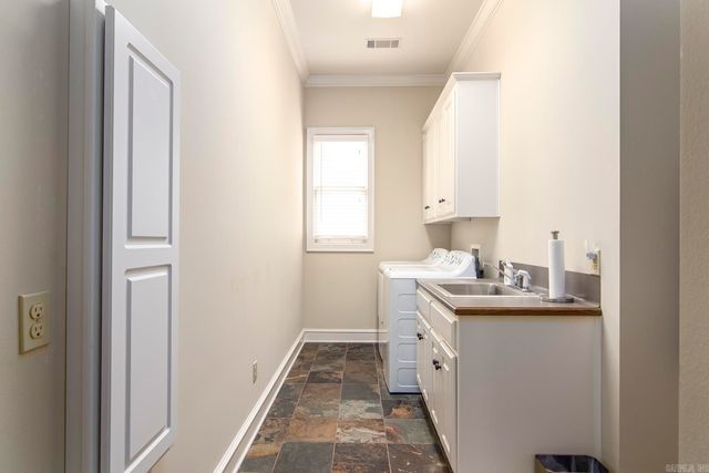 61 QUERCUS CIRCLE, Little Rock, AR 72223