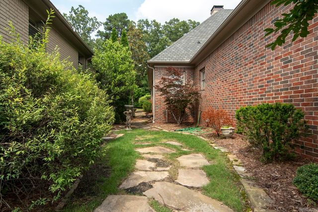 61 QUERCUS CIRCLE, Little Rock, AR 72223