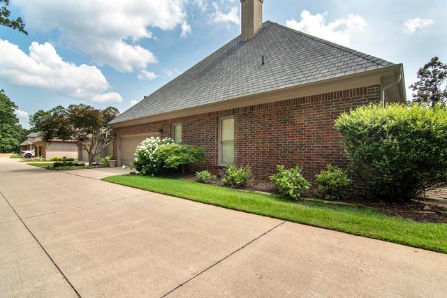 61 QUERCUS CIRCLE, Little Rock, AR 72223