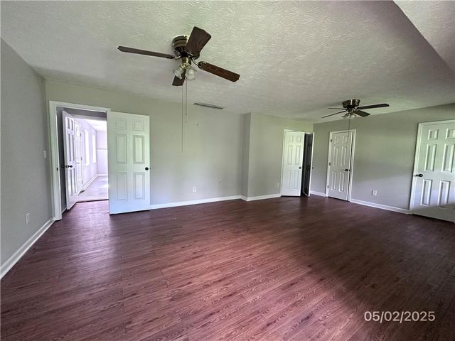 4464 Cary Drive, Snellville, GA 30039