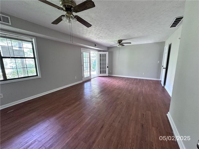 4464 Cary Drive, Snellville, GA 30039