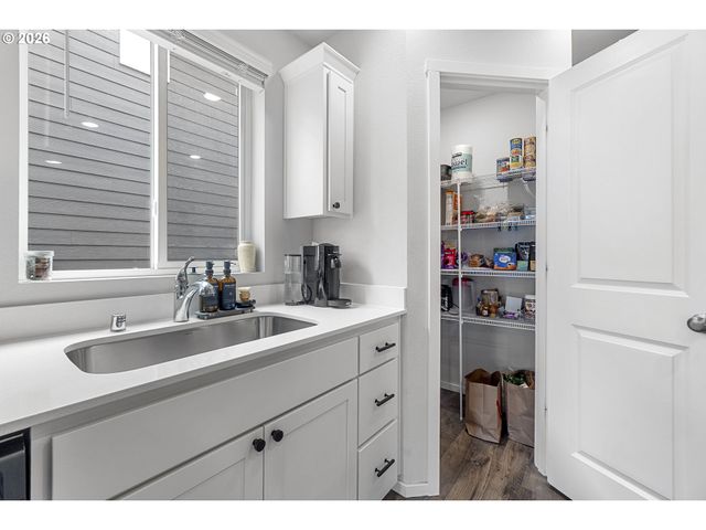 6212 Ne 120TH St, Vancouver, WA 98686