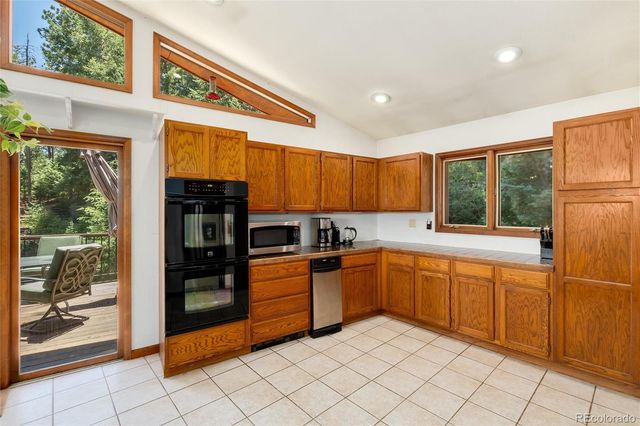 2924 Valley Park Drive, Larkspur, CO 80118