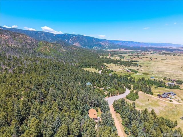 2924 Valley Park Drive, Larkspur, CO 80118