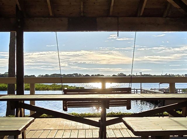 16 Meadowlake Circle, Lake Placid, FL 33852