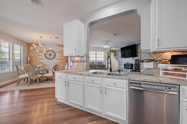 5816 Welsh WAY, Del Valle, TX 78617