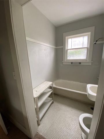 1414 Austin Street 08, Houston, TX 77002