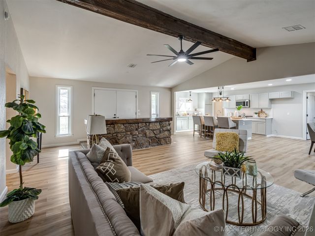 35597 E 140th Street, Coweta, OK 74429