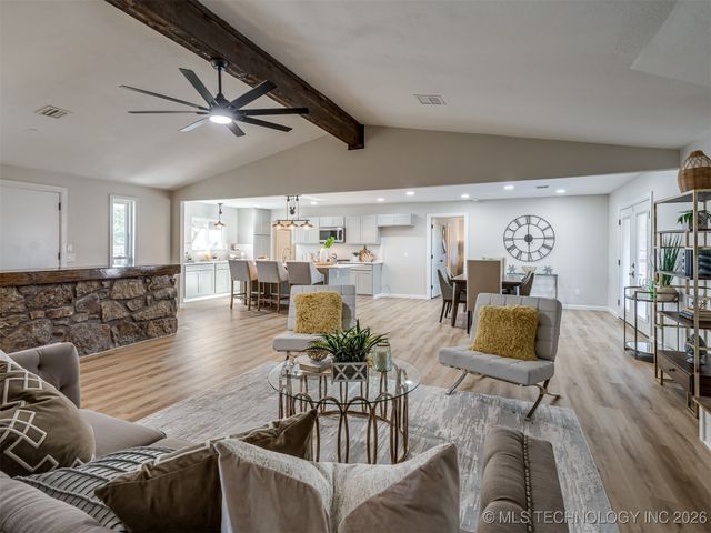 35597 E 140th Street, Coweta, OK 74429