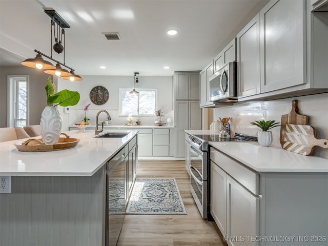 35597 E 140th Street, Coweta, OK 74429