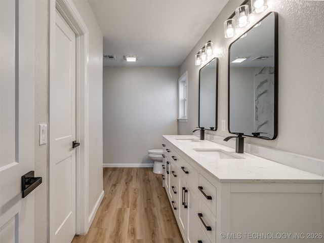 35597 E 140th Street, Coweta, OK 74429