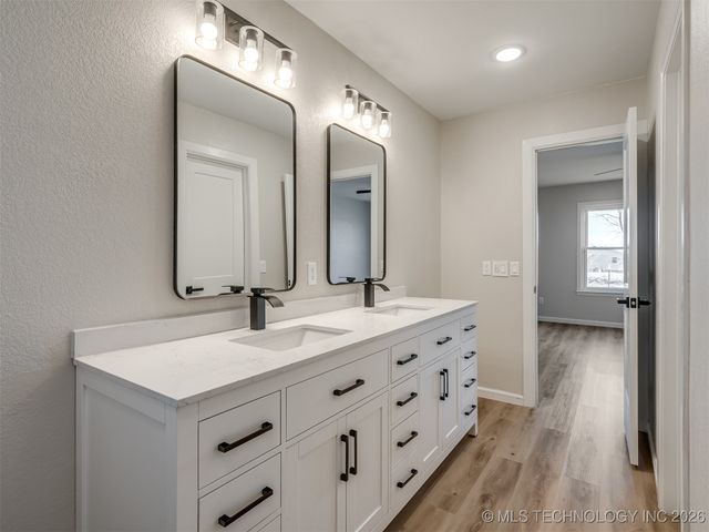 35597 E 140th Street, Coweta, OK 74429