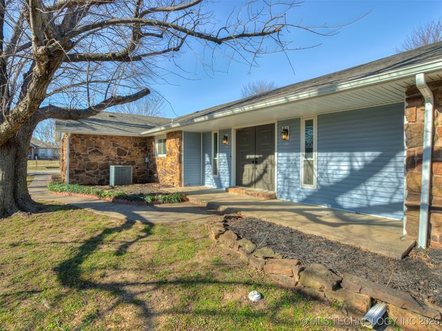 35597 E 140th Street, Coweta, OK 74429