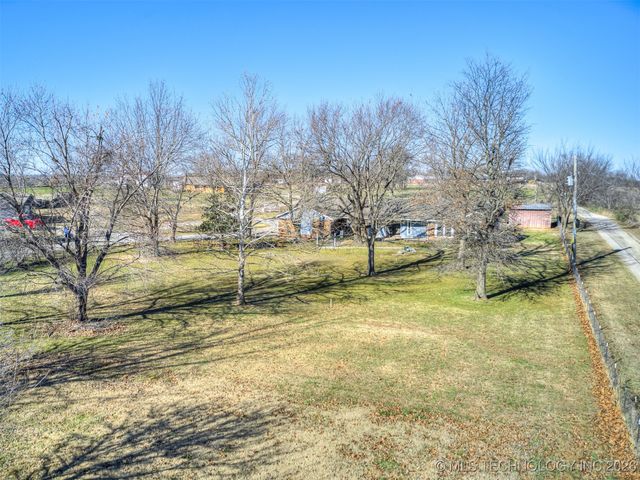 35597 E 140th Street, Coweta, OK 74429