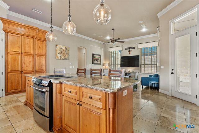 5002 Meadow Oaks Drive, Nolanville, TX 76559