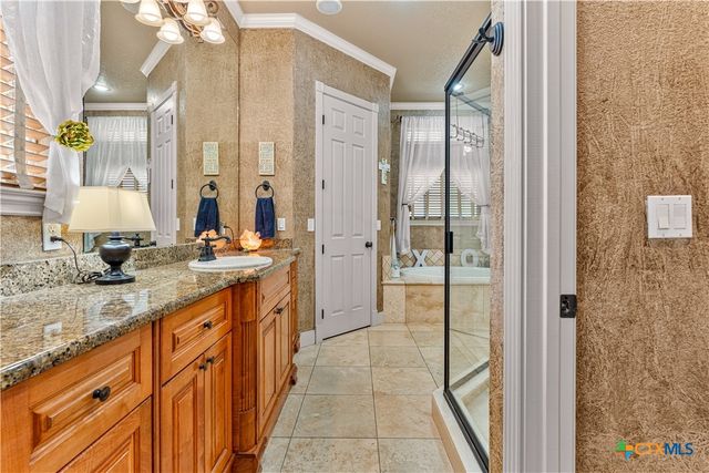 5002 Meadow Oaks Drive, Nolanville, TX 76559