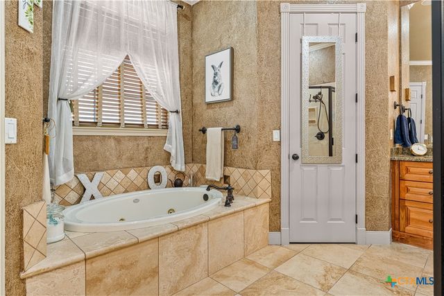 5002 Meadow Oaks Drive, Nolanville, TX 76559