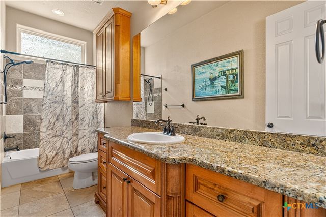 5002 Meadow Oaks Drive, Nolanville, TX 76559