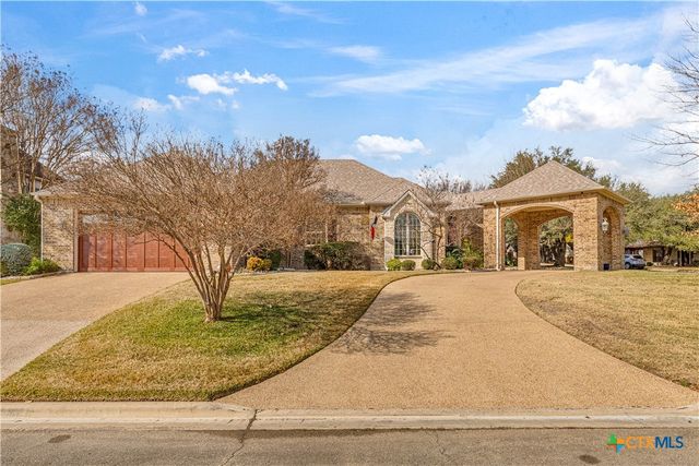 5002 Meadow Oaks Drive, Nolanville, TX 76559