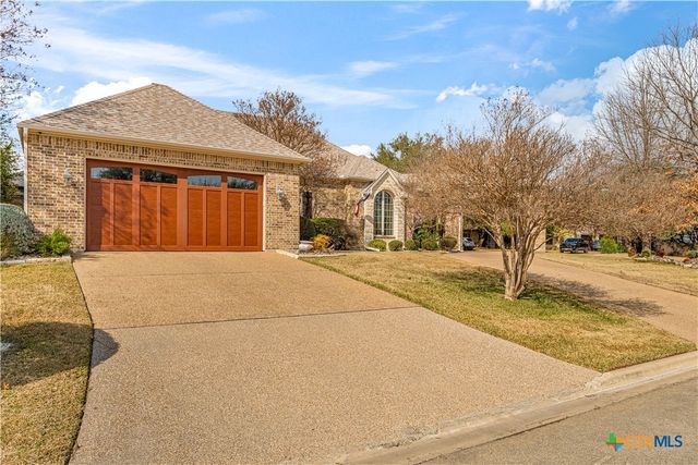 5002 Meadow Oaks Drive, Nolanville, TX 76559