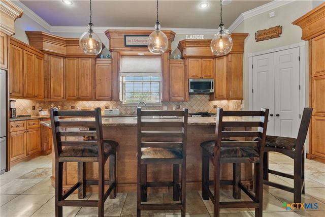 5002 Meadow Oaks Drive, Nolanville, TX 76559