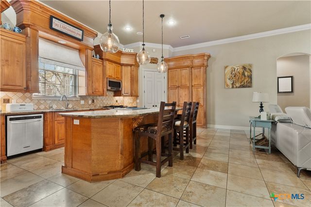 5002 Meadow Oaks Drive, Nolanville, TX 76559