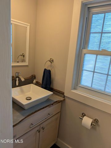 4028 W Laskey Road, Toledo, OH 43623