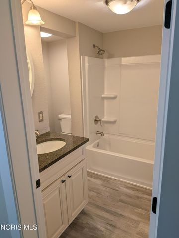 4028 W Laskey Road, Toledo, OH 43623