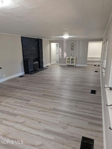 4028 W Laskey Road, Toledo, OH 43623