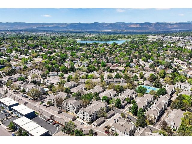 5705 W Atlantic Pl 302, Lakewood, CO 80227