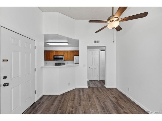 5705 W Atlantic Pl 302, Lakewood, CO 80227