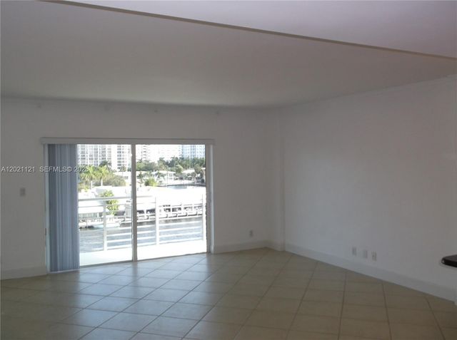 2900 NE 30th St H6, Fort Lauderdale, FL 33306