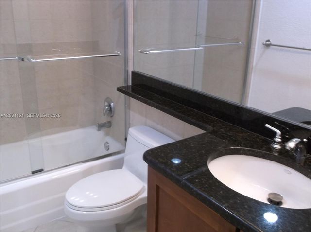 2900 NE 30th St H6, Fort Lauderdale, FL 33306