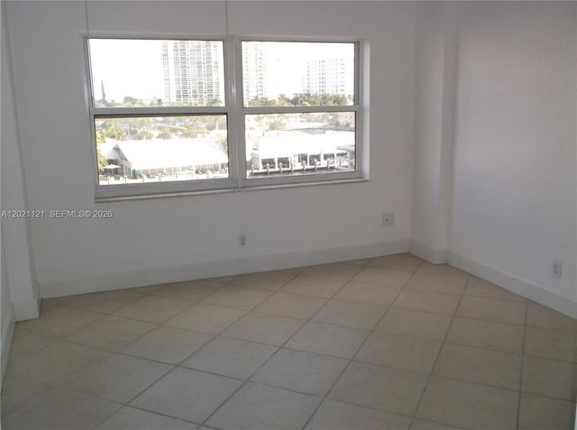 2900 NE 30th St H6, Fort Lauderdale, FL 33306