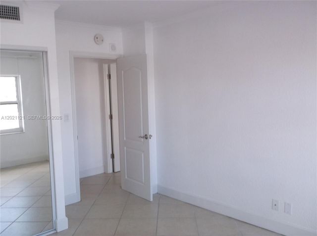 2900 NE 30th St H6, Fort Lauderdale, FL 33306