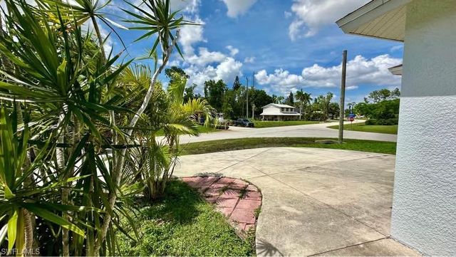 18374 Columbine RD, Fort Myers, FL 33967