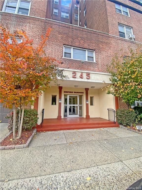 245 Bronx River Road 8C, Yonkers, NY 10704 — exterior
